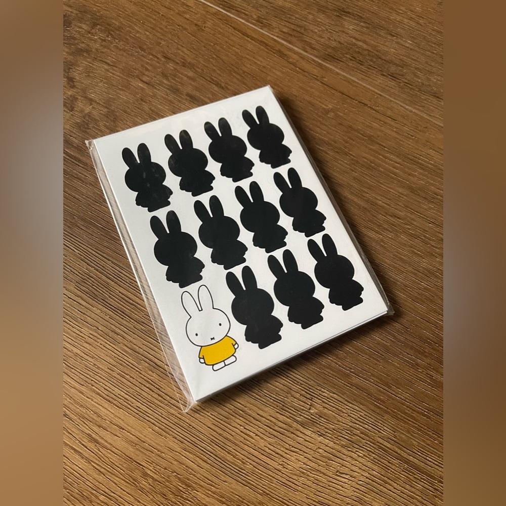 MIFFY-Imported (NWT) Notepad with Attached Magnet